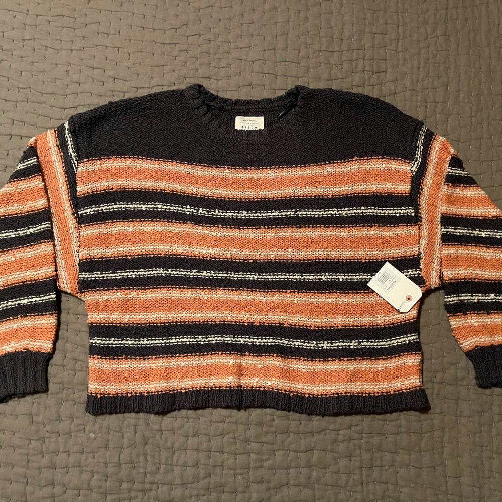 Cropped Billabong sweater